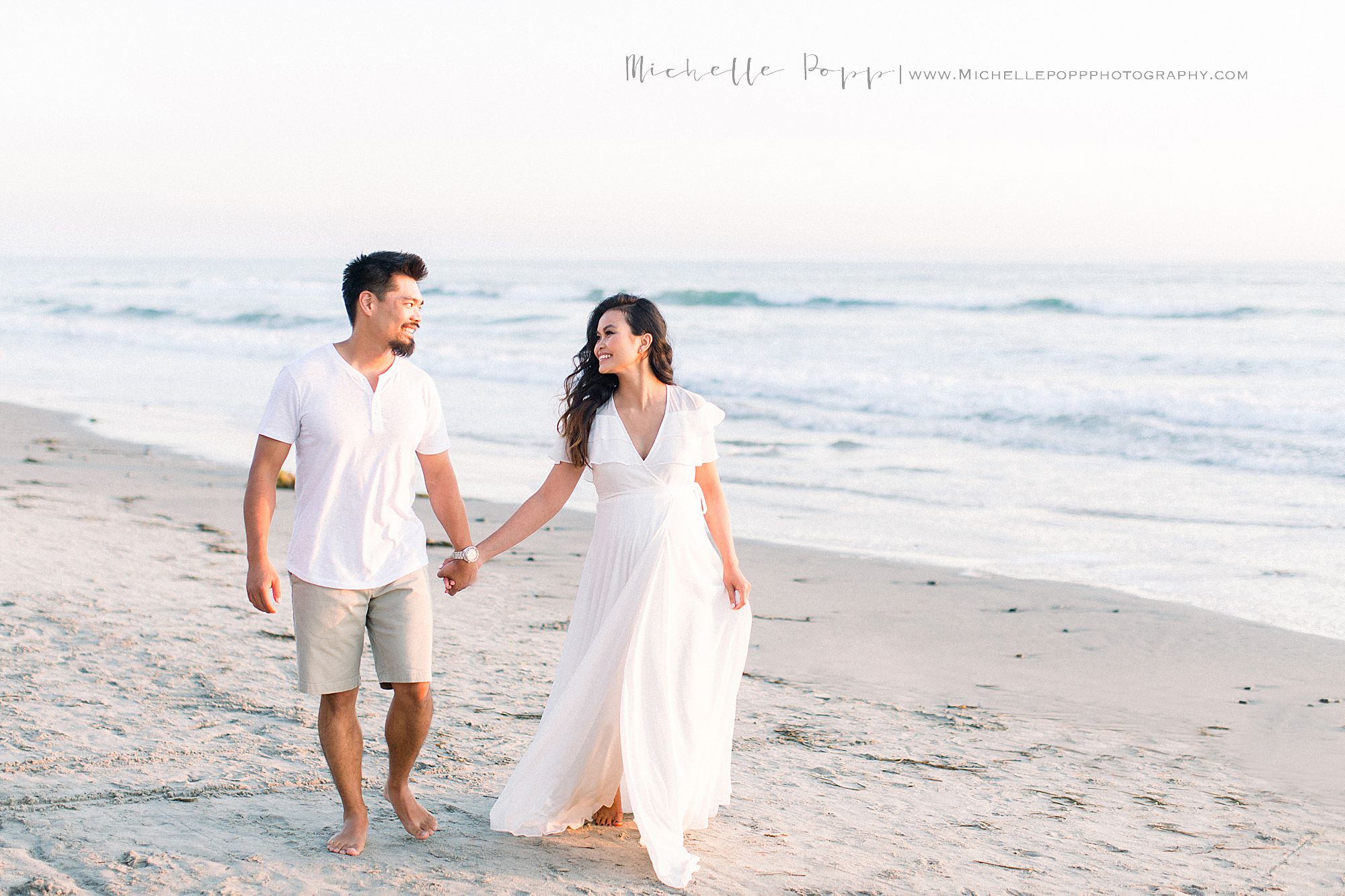 maternity portraits on the beach