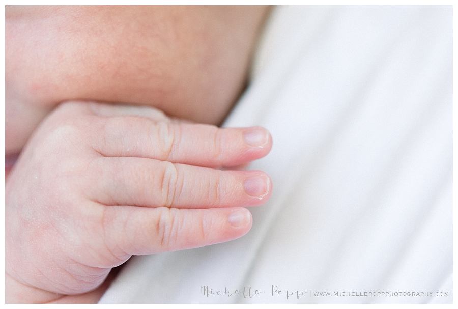 newborn baby's fingers