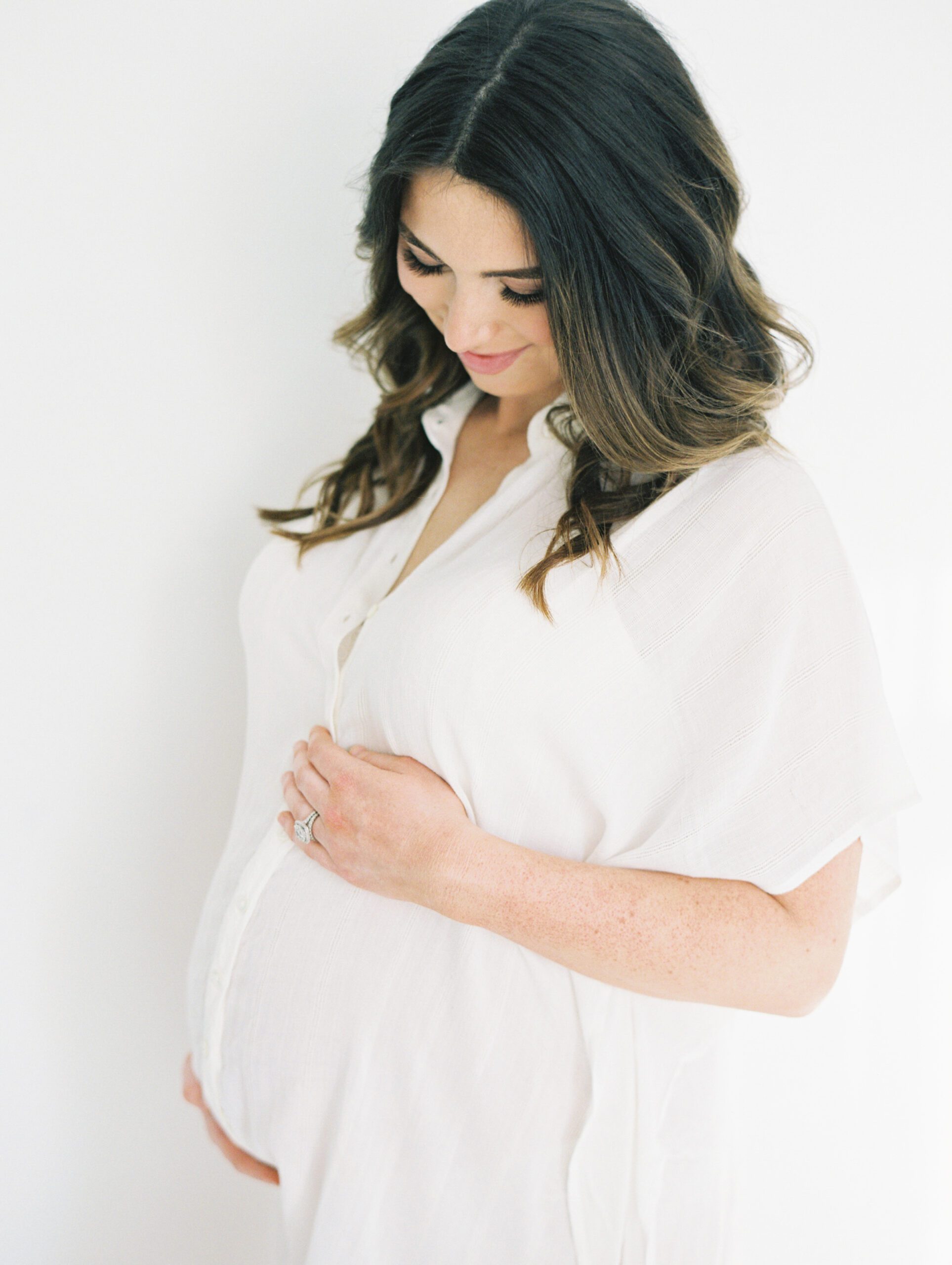 Maternity photography indoor